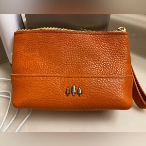 Medium Chelsea Leather Pouch in Cape Coral.